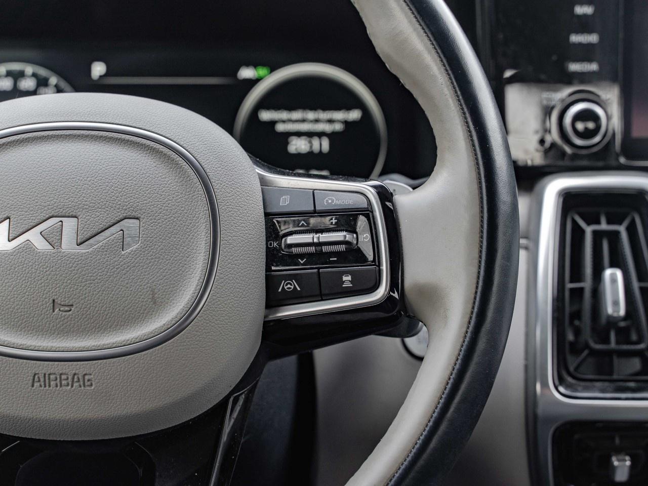 2022 Kia Sorento Plug-In Hybrid PHEV SX AWD Photo