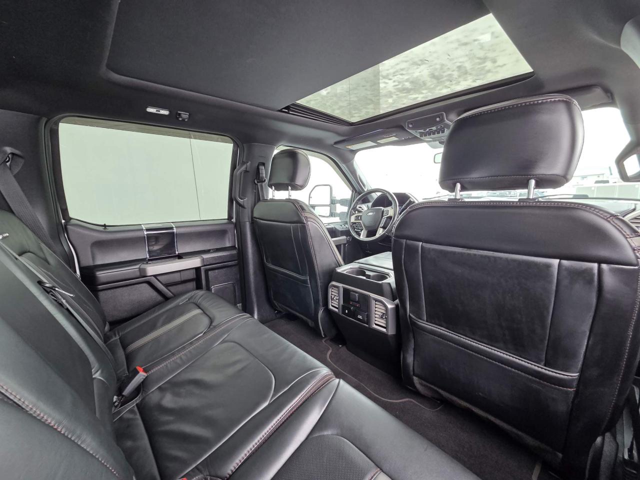 2021 Ford F-250 Lariat Leather | Navigation | Moonroof | 20" Wheels Photo