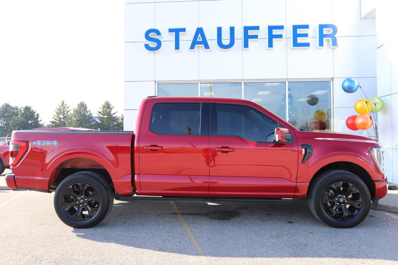 2022 Ford F-150 Lariat 4WD SuperCrew 5.5' Box Photo5