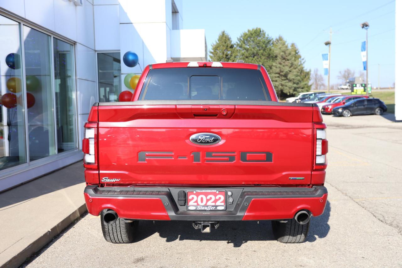 2022 Ford F-150 Lariat 4WD SuperCrew 5.5' Box Photo4