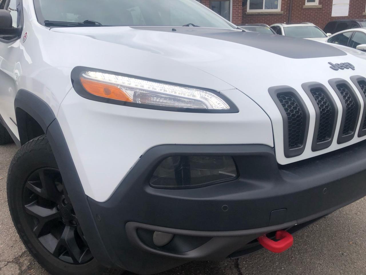 2015 Jeep Cherokee Trailhawk / NAV / B.CAM / PANO / C.SEATS / H.SEATS