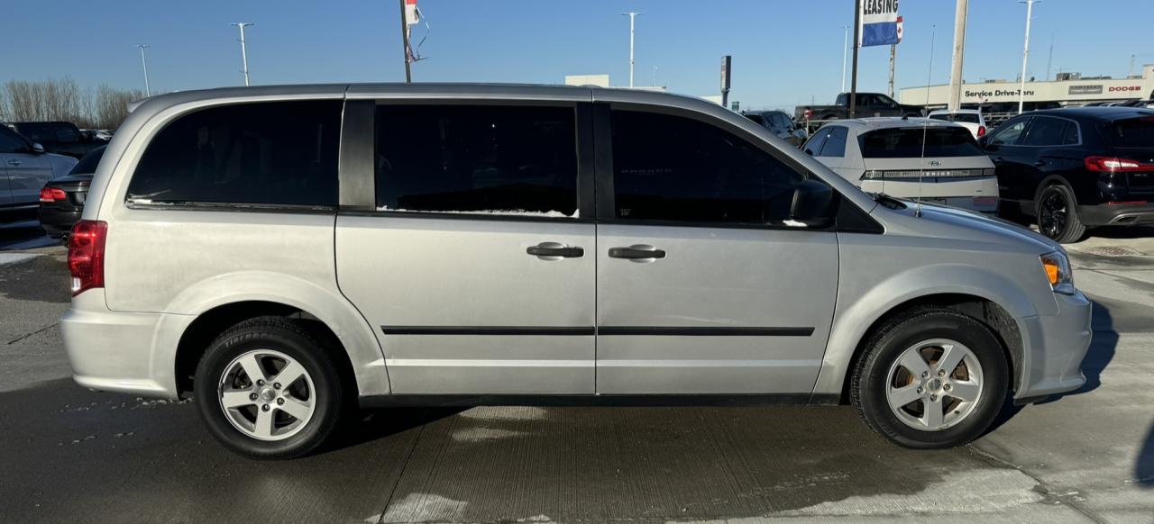 2012 Dodge Grand Caravan SE Photo