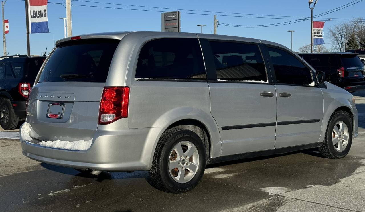 2012 Dodge Grand Caravan SE Photo