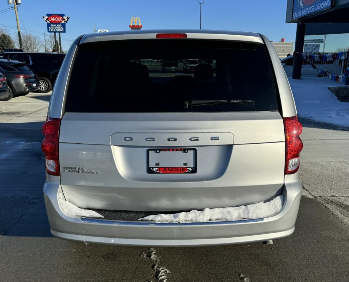 2012 Dodge Grand Caravan SE Photo