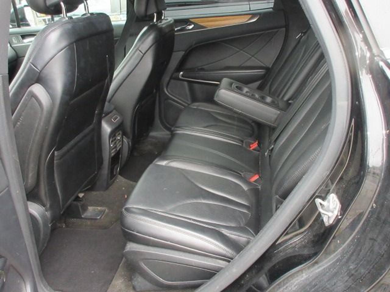 2016 Lincoln MKC Select - Photo #11