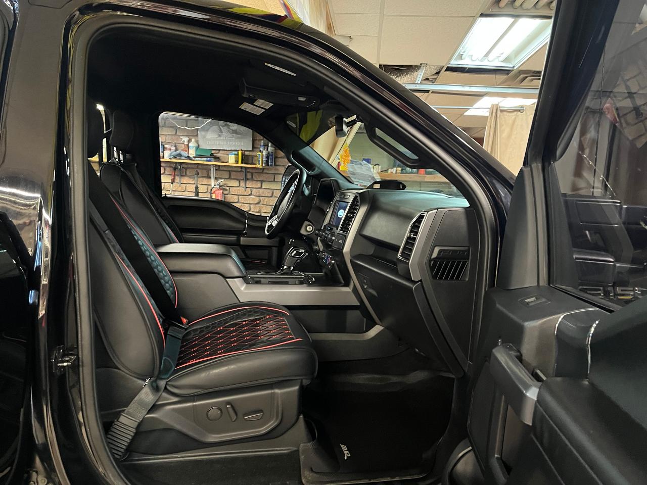 2019 Ford F-150 XLT 4WD SuperCrew 6.5' Box Photo