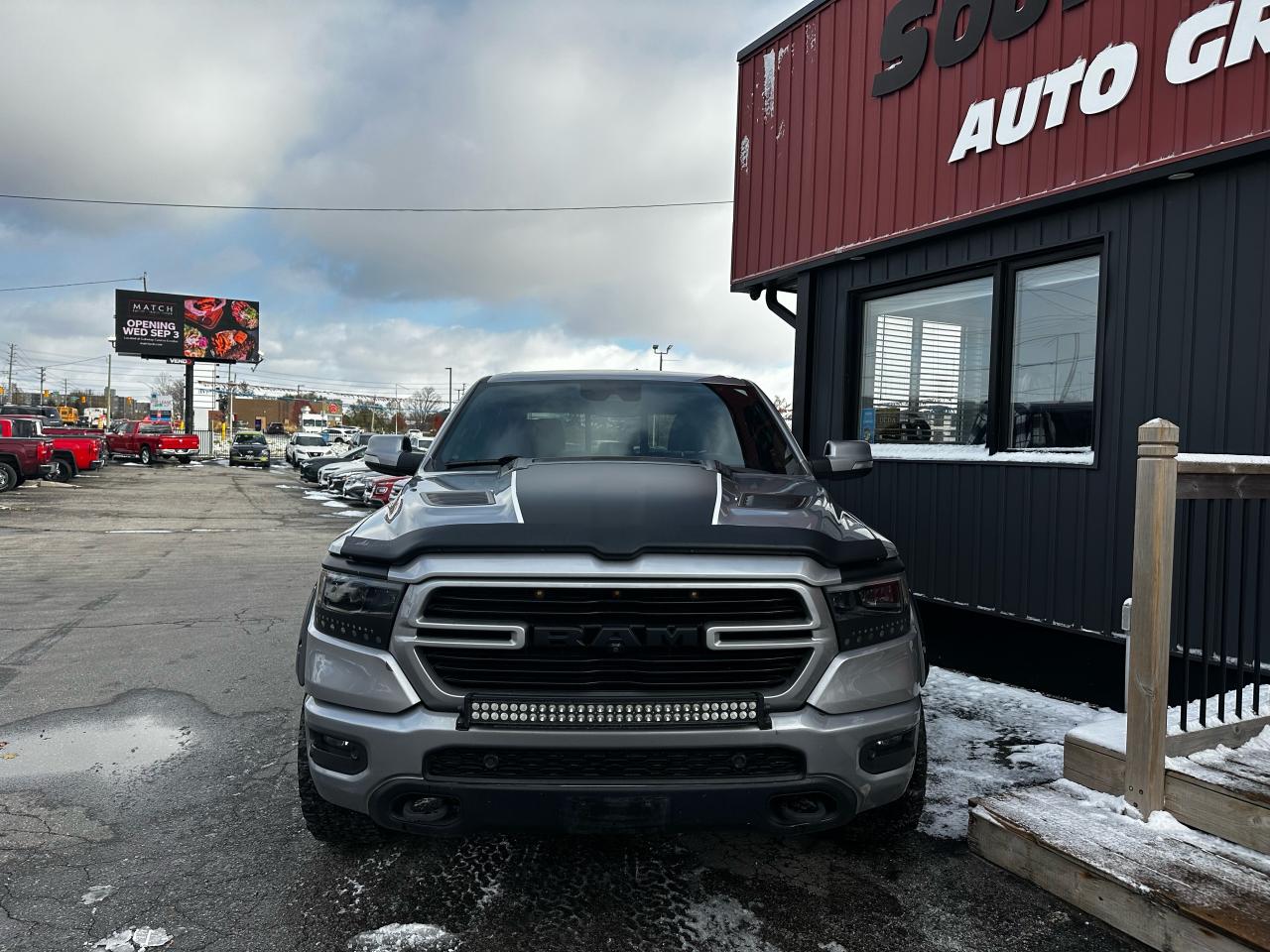2020 RAM 1500 SPORT 4X4 CREW CAB 5'7" BOX - Photo #3