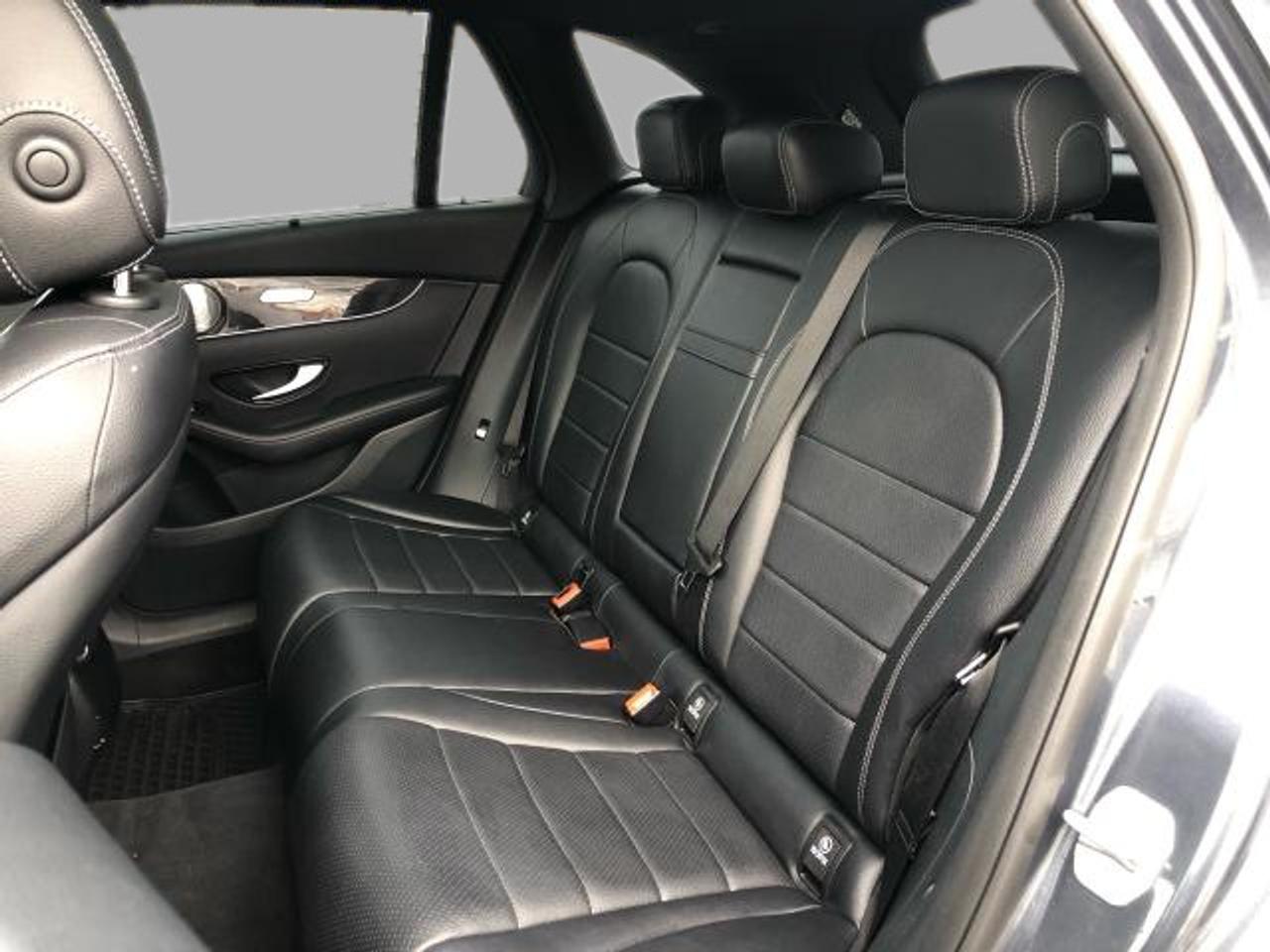 2016 Mercedes-Benz GLC-Class GLC 300 / NAV / MOONROOF / LTHR / H.SEATS / B.CAM Photo