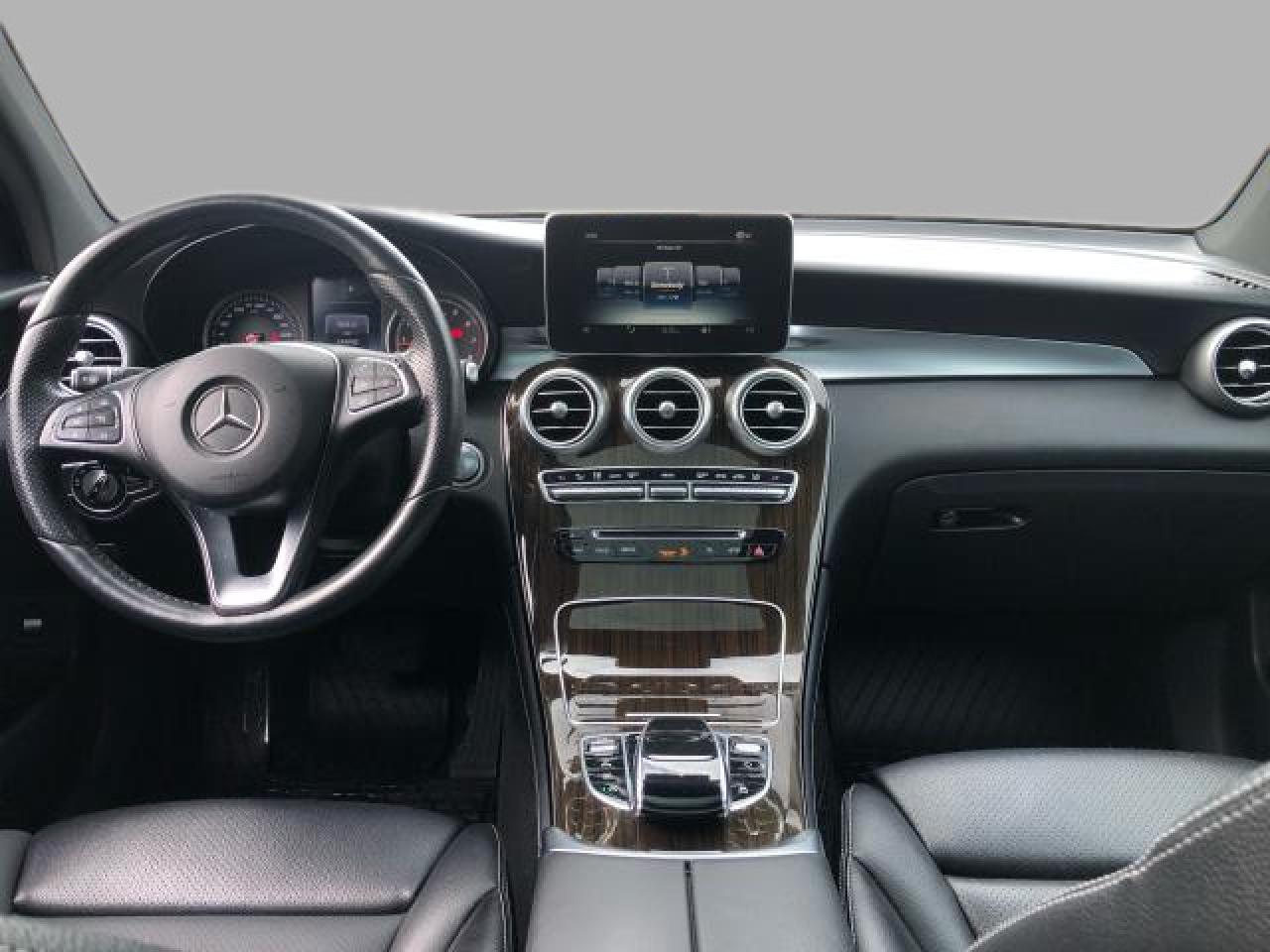 2016 Mercedes-Benz GLC-Class GLC 300 / NAV / MOONROOF / LTHR / H.SEATS / B.CAM Photo11