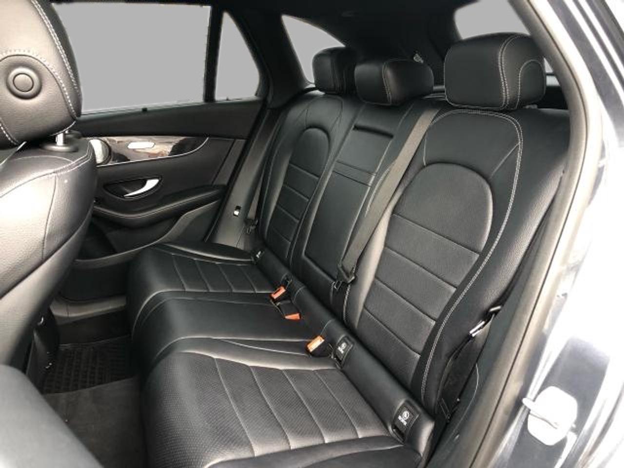 2016 Mercedes-Benz GLC-Class GLC 300 / NAV / MOONROOF / LTHR / H.SEATS / B.CAM Photo