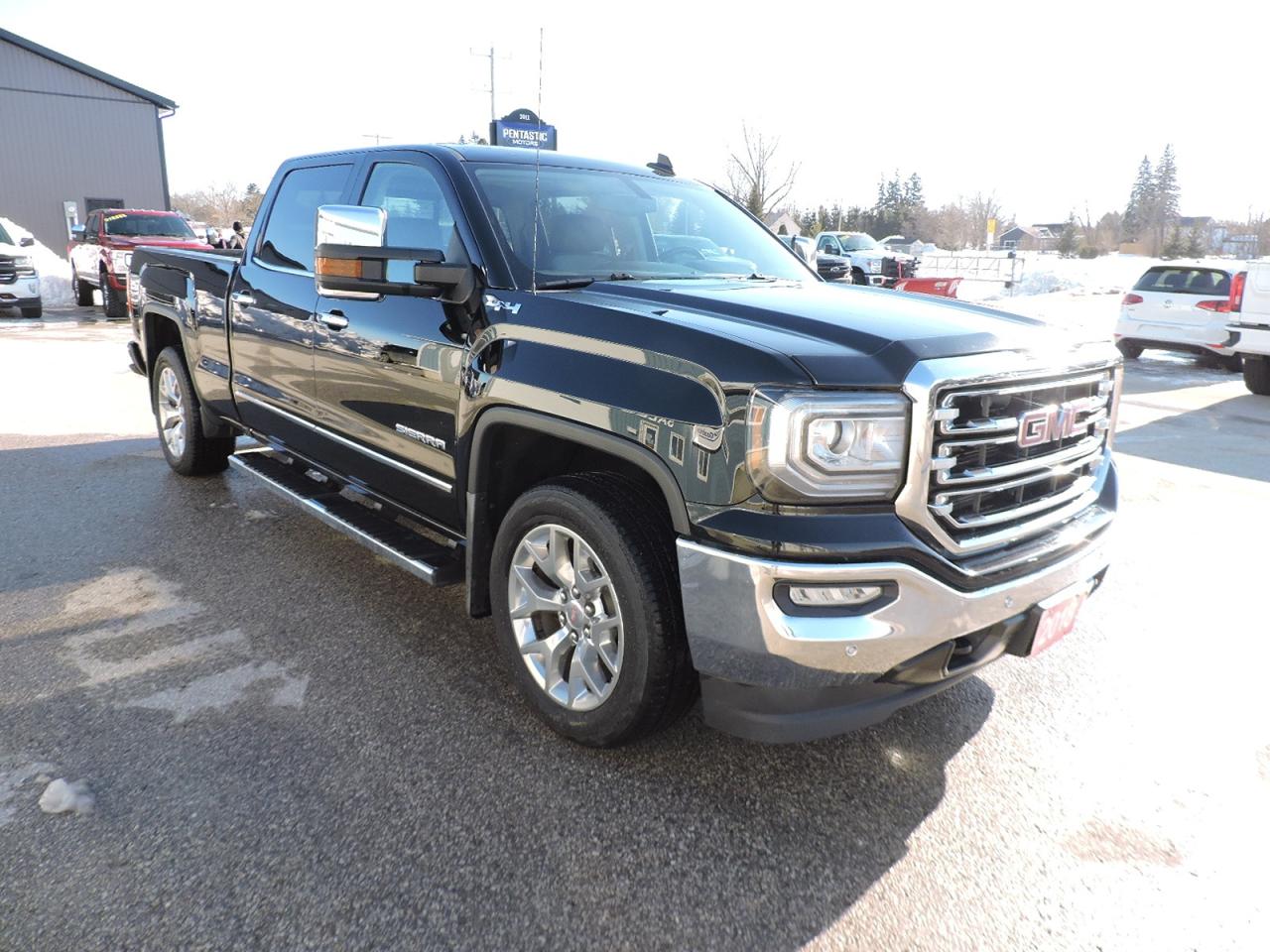2018 GMC Sierra 1500 SLT 6.2L 4X4 6 1/2-Foot Box New Brakes 159000 KM