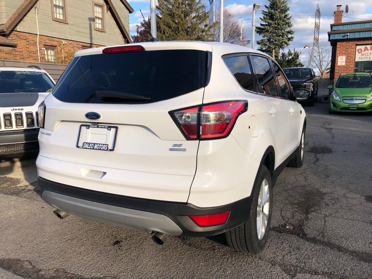 2017 Ford Escape SE / B.CAM / H.SEATS Photo23