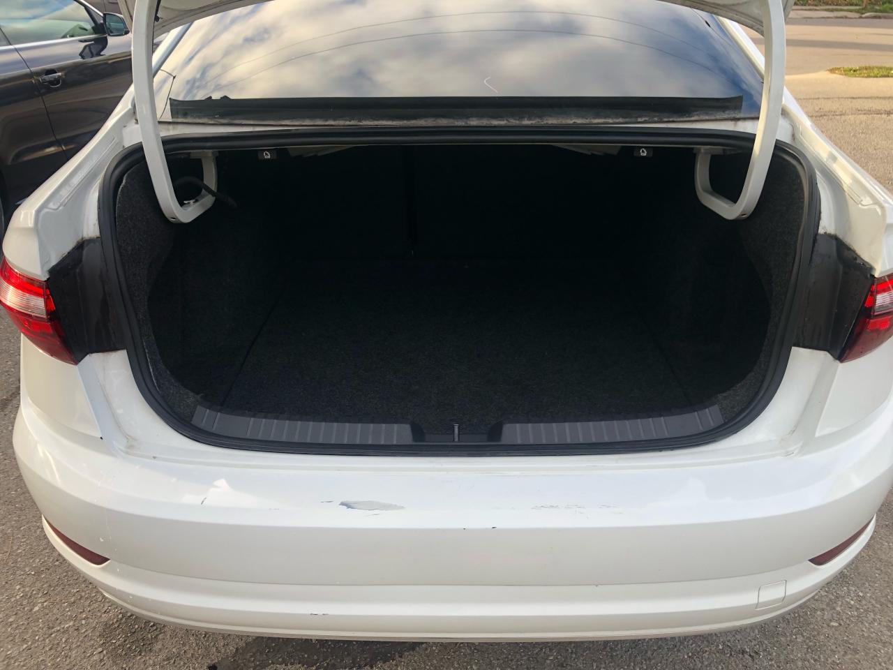 2020 Volkswagen Jetta Highline / MOONROOF / H.SEAST / B.CAM / LEATHER Photo6