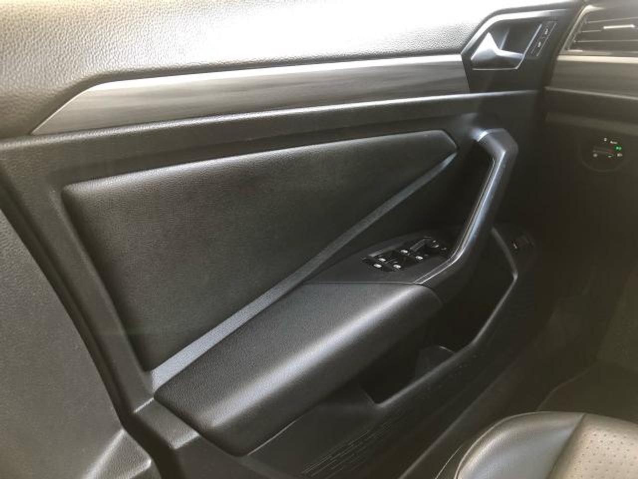 2020 Volkswagen Jetta Highline / MOONROOF / H.SEAST / B.CAM / LEATHER Photo