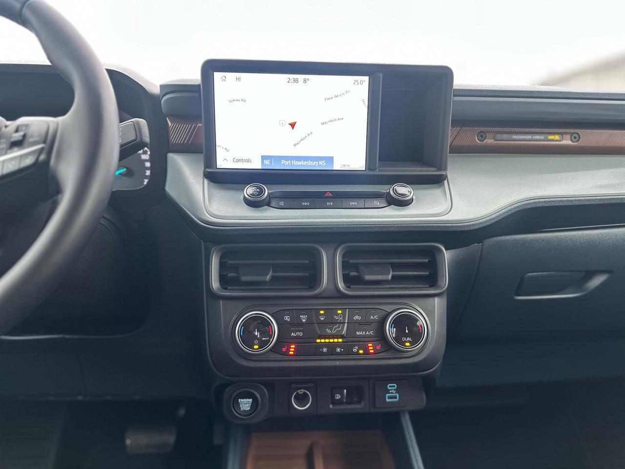 2024 Ford Maverick Lariat Photo5