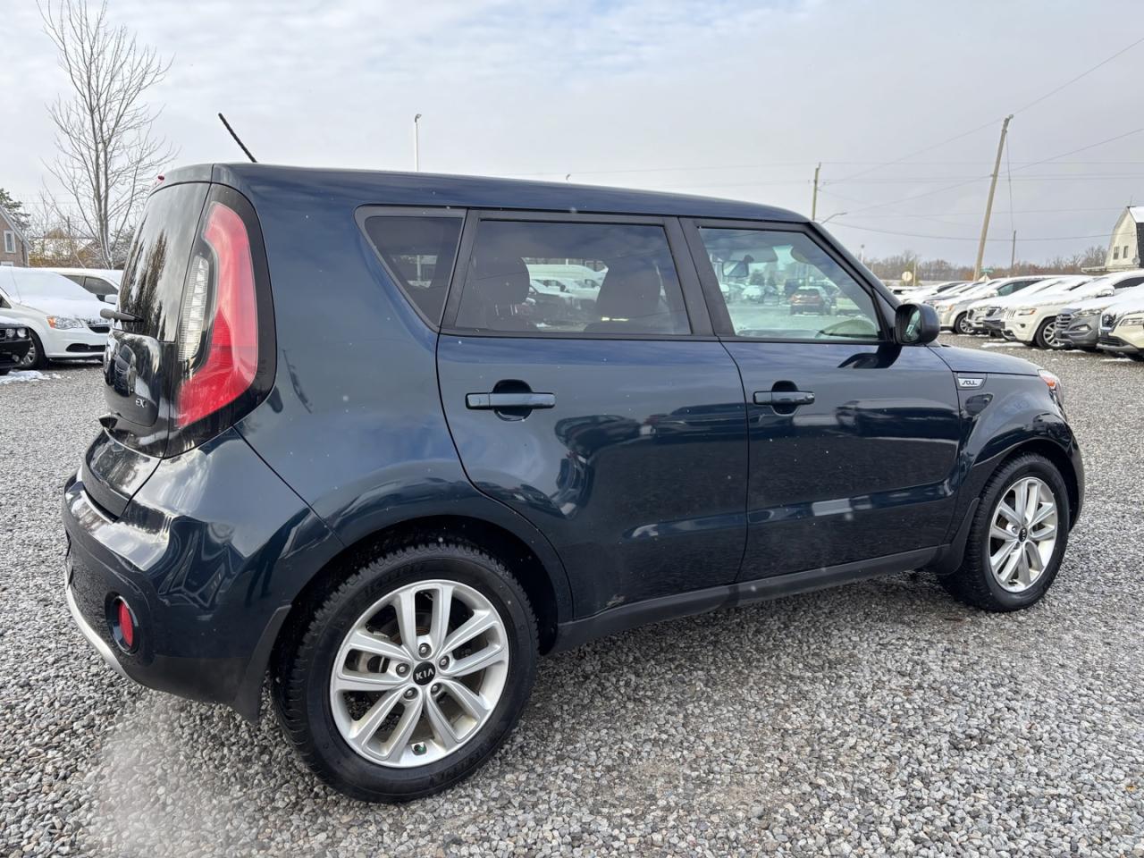 2017 Kia Soul EX Photo4