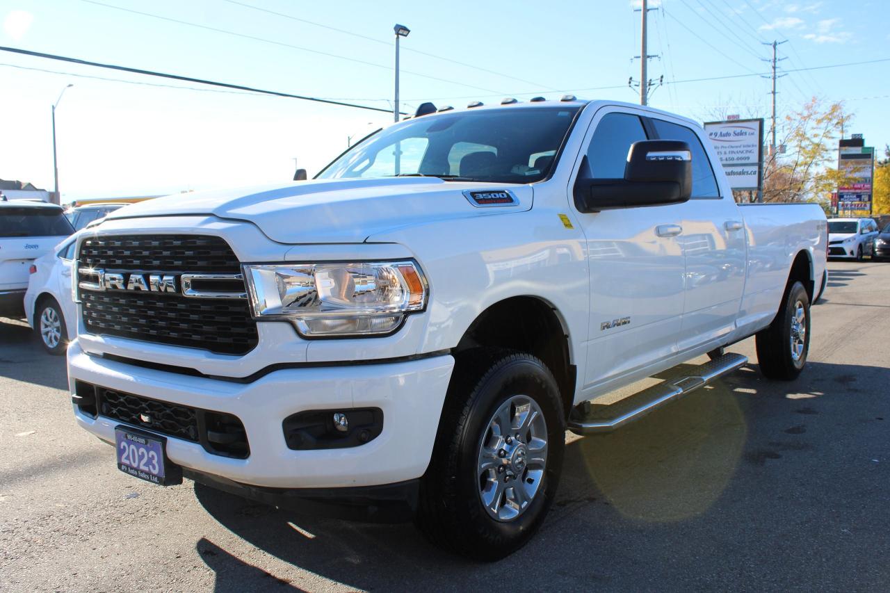 2023 RAM 3500 Big Horn 4x4 Crew Cab 8' Box Photo2