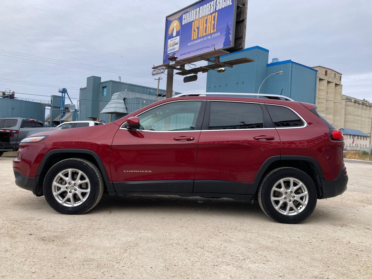 2016 Jeep Cherokee 4WD 4dr North - Photo #3