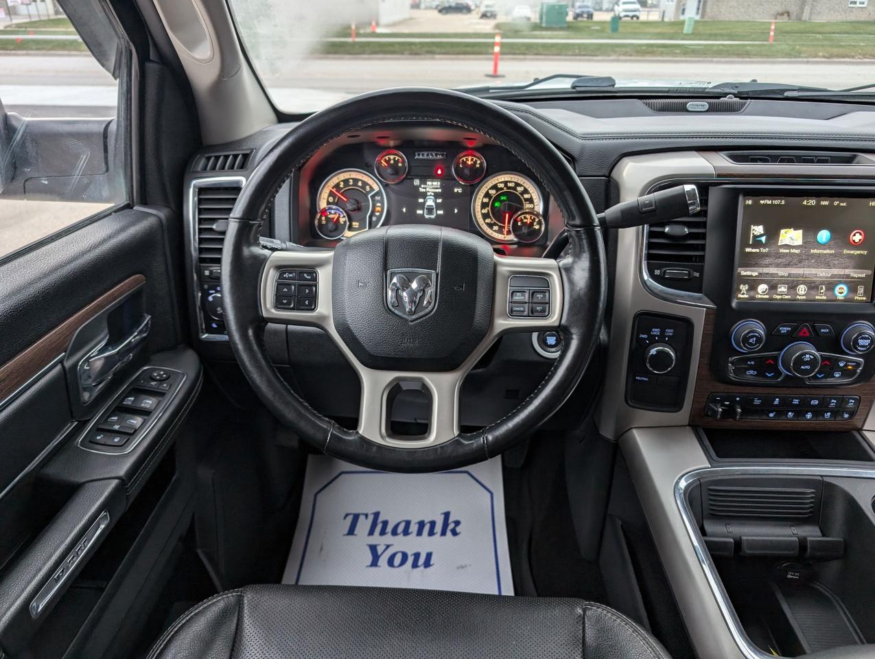 2017 RAM 3500 Laramie | Heated seats | Cooled seats - Photo #14