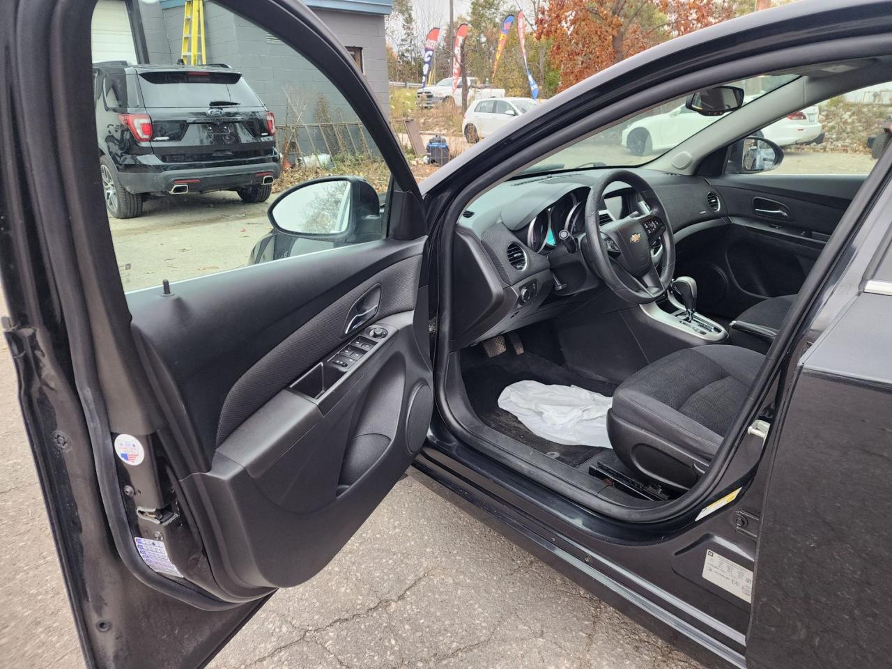 2016 Chevrolet Cruze LT l LowKM l Clean Carfax l No Accident l Mint Con