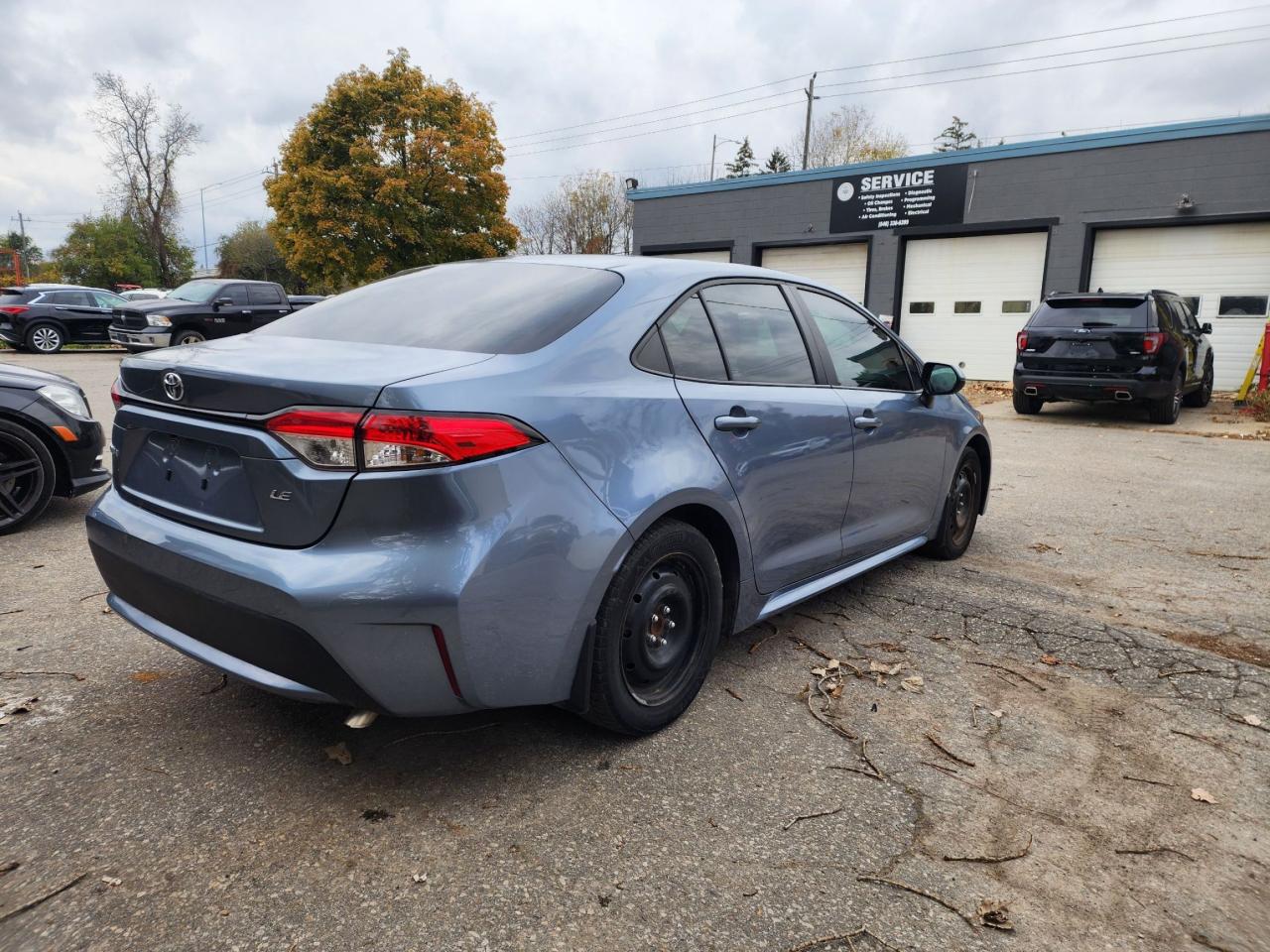 2022 Toyota Corolla LE l Mint Condition l Heated Seats l Reverse Cam