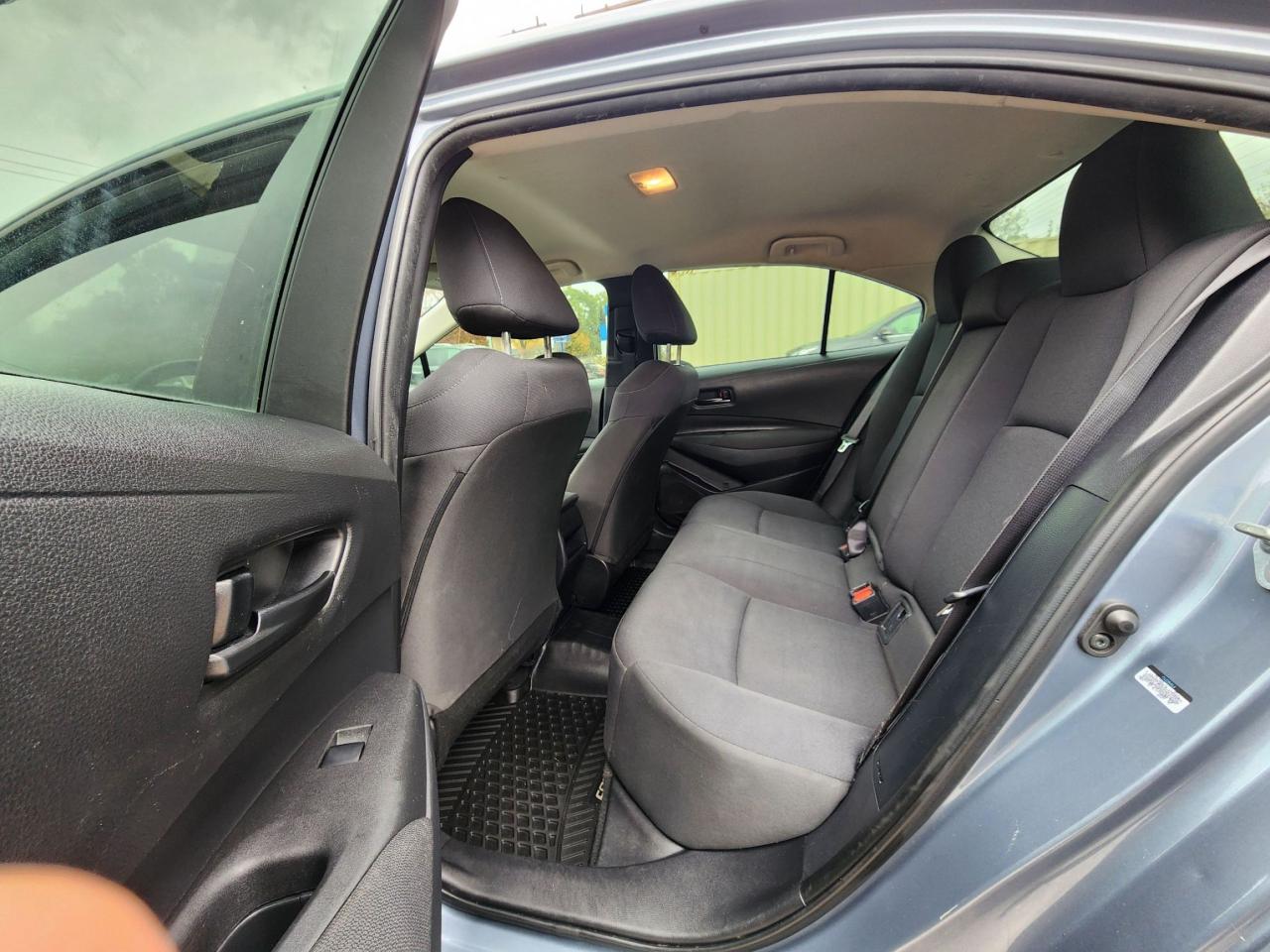 2022 Toyota Corolla LE l Mint Condition l Heated Seats l Reverse Cam