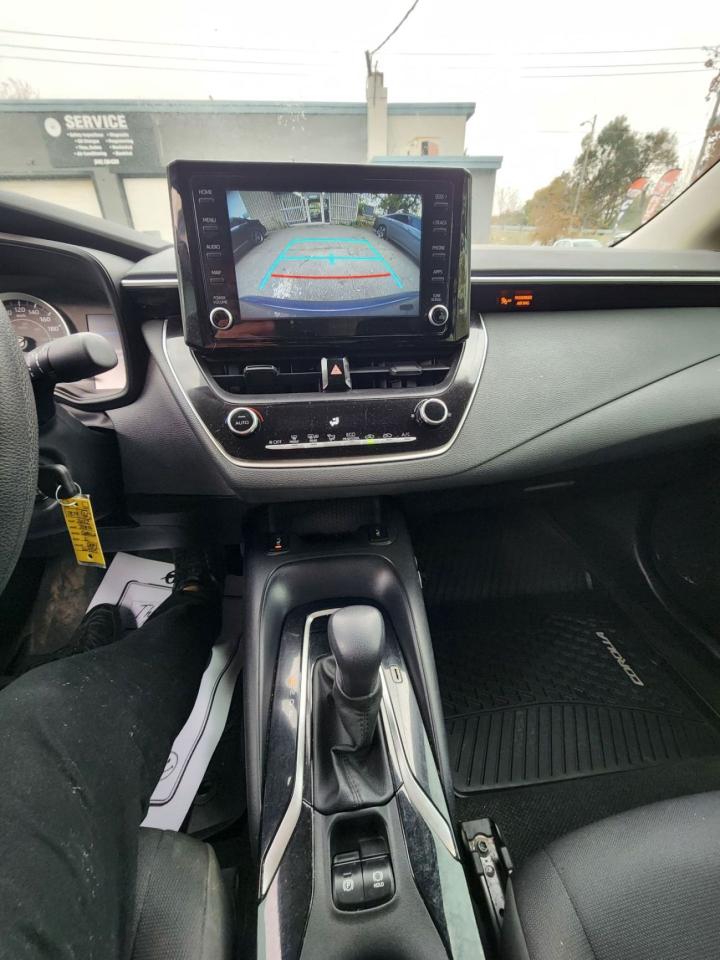 2022 Toyota Corolla LE l Mint Condition l Heated Seats l Reverse Cam