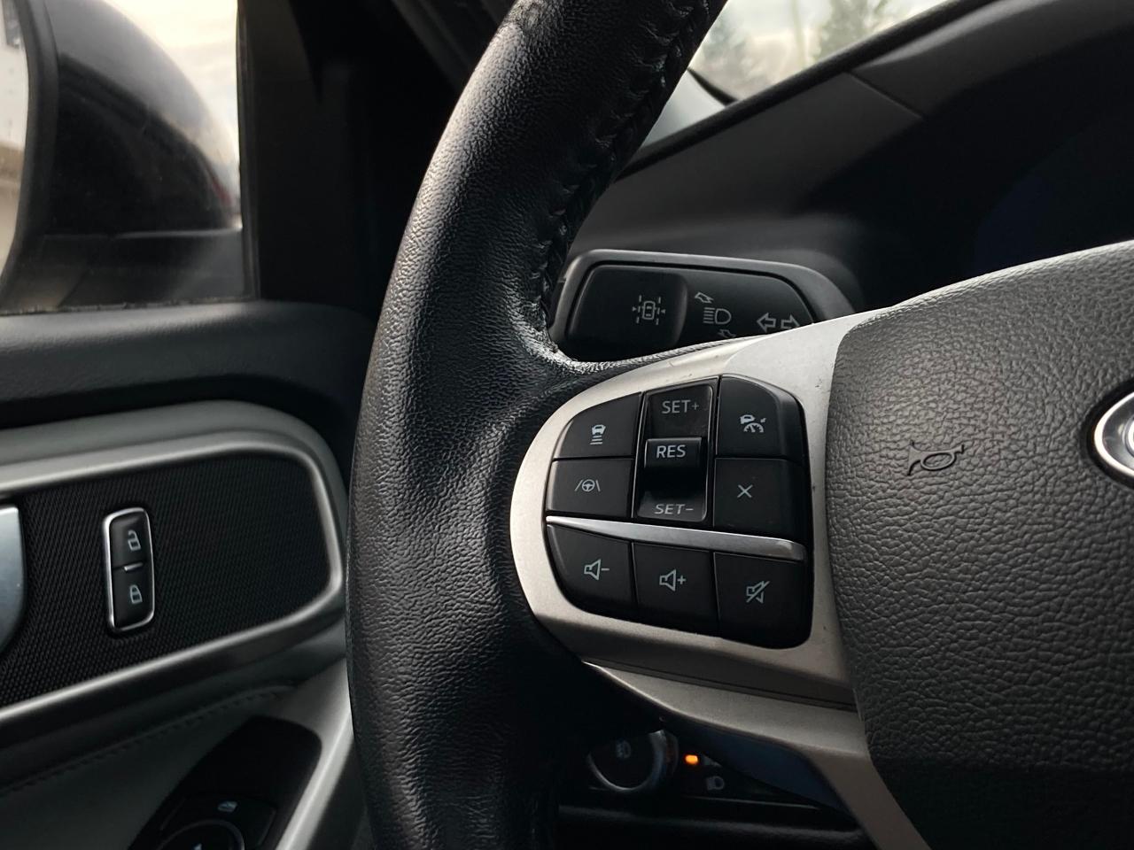 2022 Ford Explorer XLT 4WD - Photo #17