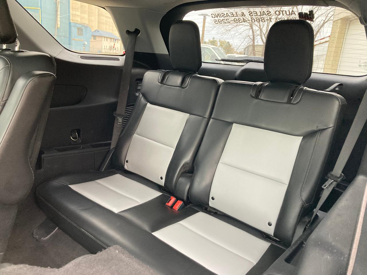 2022 Ford Explorer XLT 4WD - Photo #20