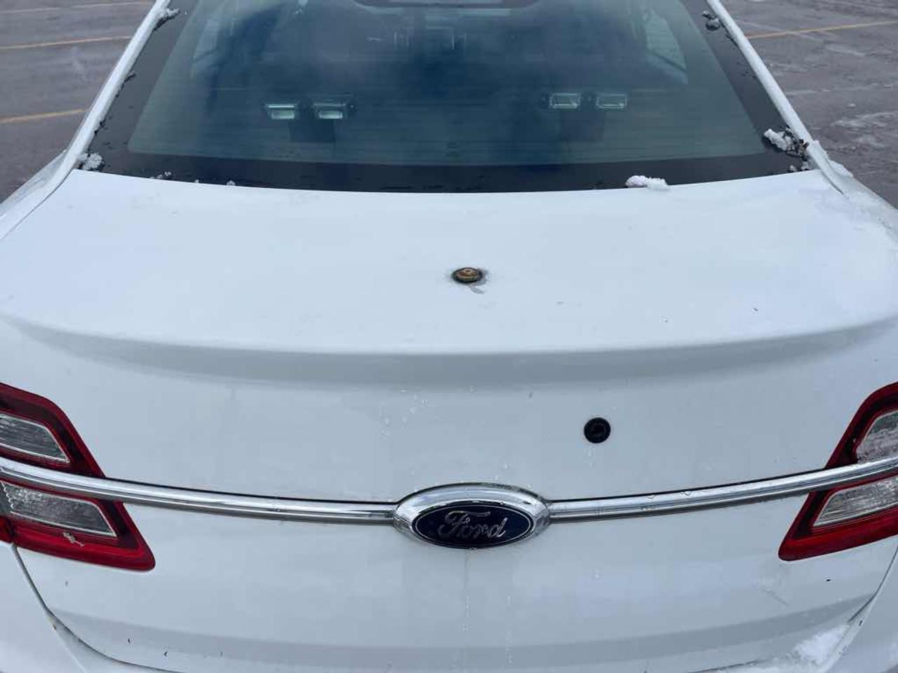 2016 Ford Taurus Police Inte Photo