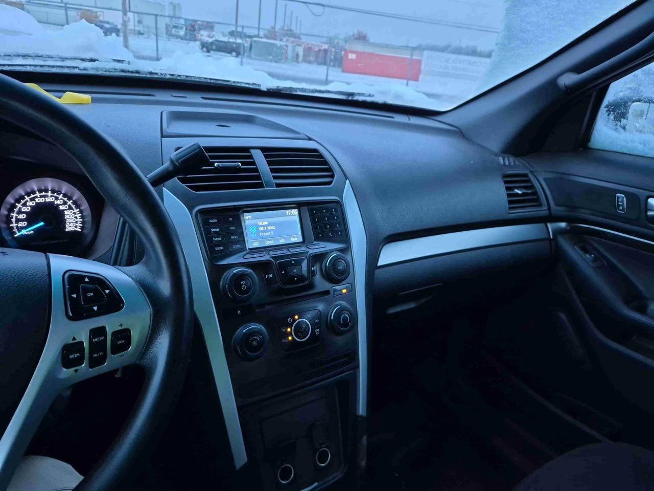 2015 Ford Explorer Police IN Photo
