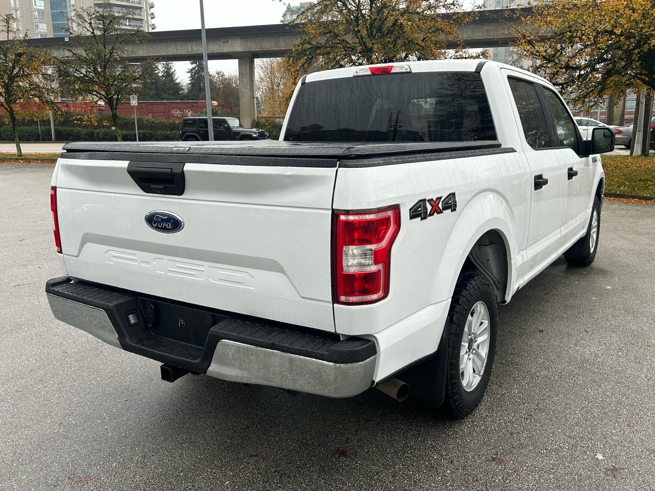 2020 Ford F-150 XLT - Photo #6