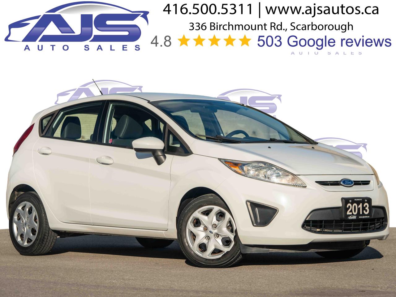 2013 Ford Fiesta SE - Photo #2
