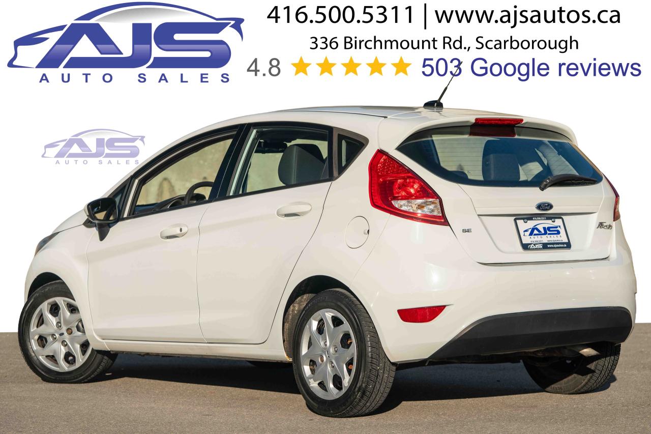 2013 Ford Fiesta SE Photo3