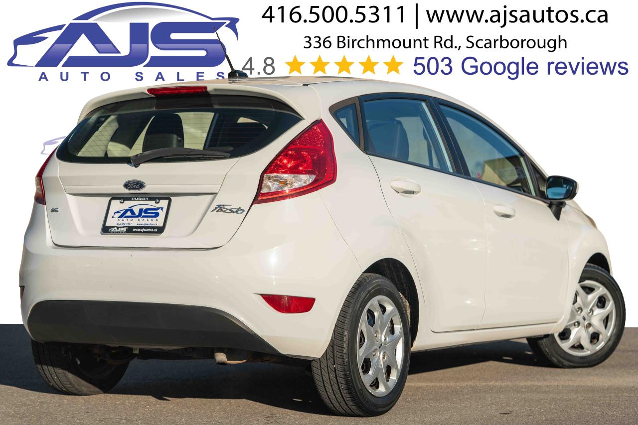 2013 Ford Fiesta SE Photo2