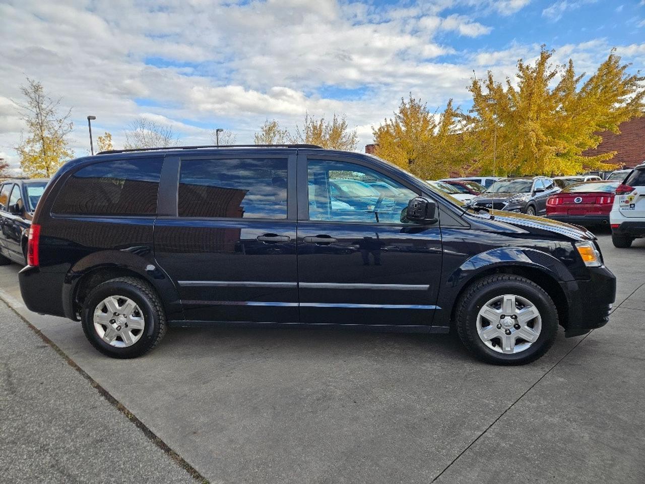 2010 Dodge Grand Caravan SE-ONLY 79000KM-CERTIFIED Photo