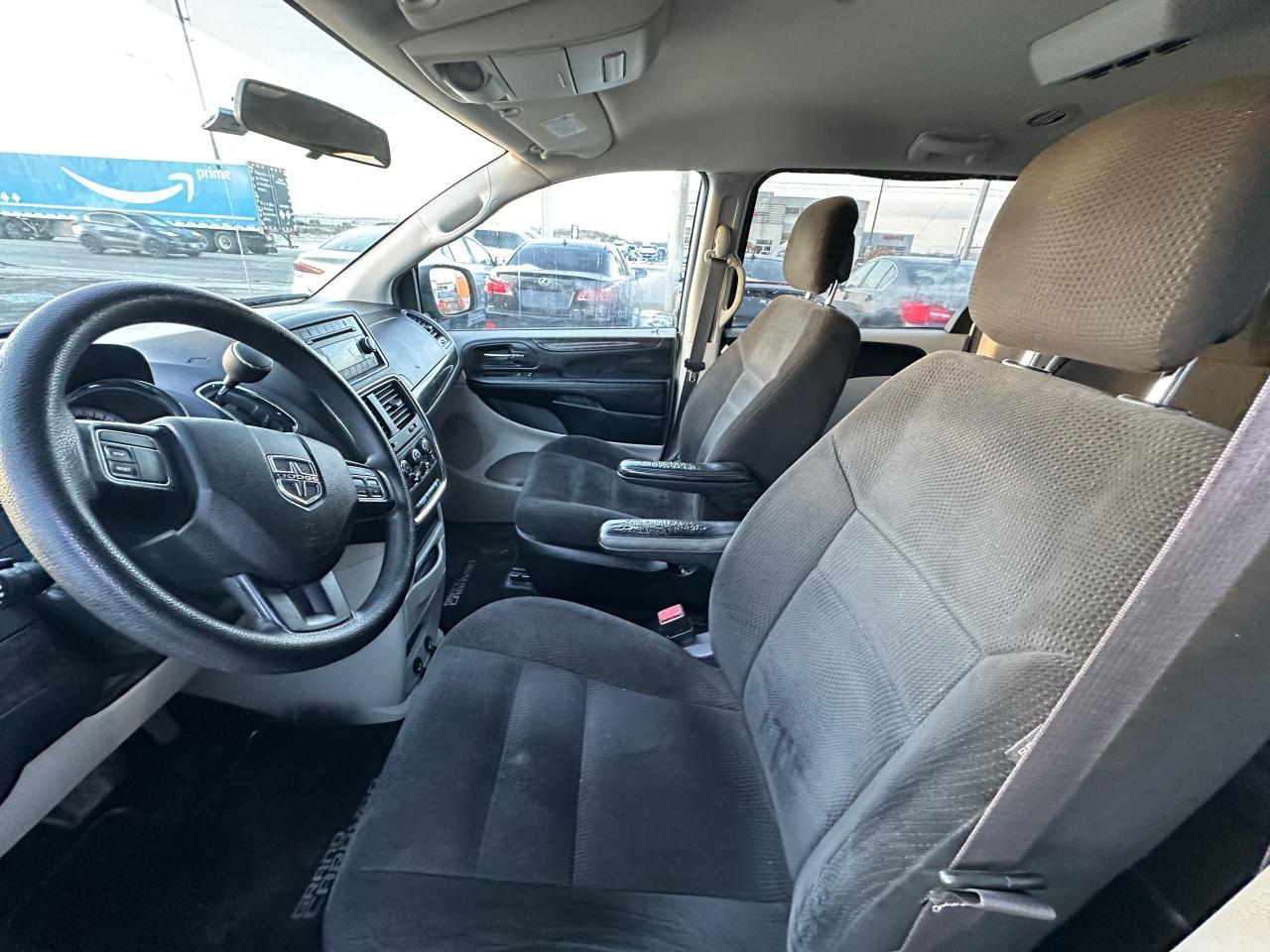 2016 Dodge Grand Caravan CVP, AUTO, V6, 7 PASSENGER, AS IS SPECIAL - Photo #12