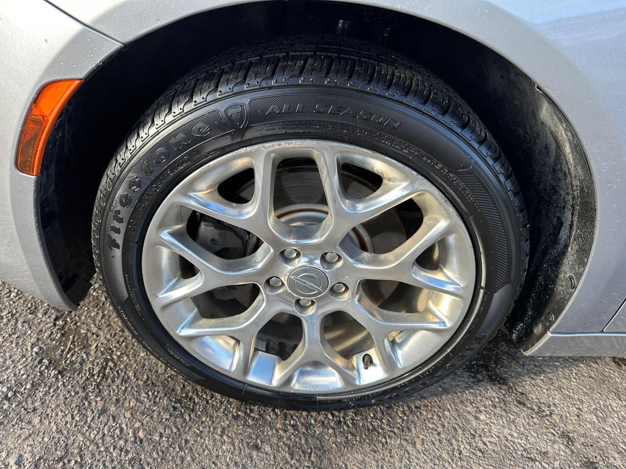 2015 Chrysler 200 C, V6, ALL WHEEL DRIVE, LEATHER, CERTIFIED - Photo #9