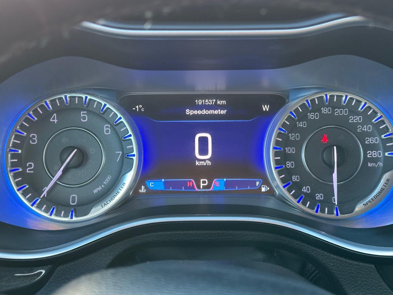 2015 Chrysler 200 C, V6, ALL WHEEL DRIVE, LEATHER, CERTIFIED - Photo #15