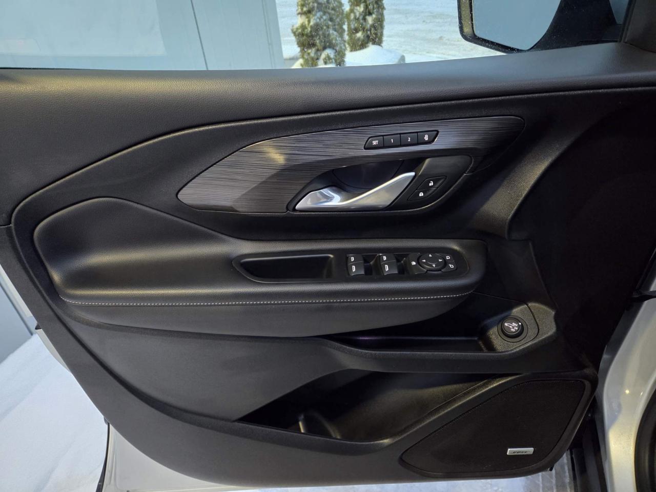 2022 GMC Terrain SLT One Owner | Leather | Navigation | Sunroof | Pro Grade Pkg | 18" Wheels Photo