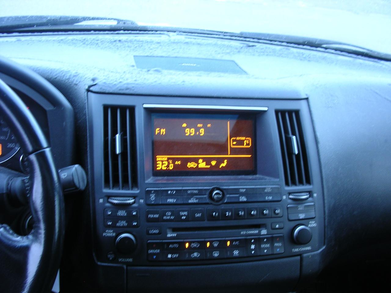 2004 Infiniti FX35 Base - Photo #12