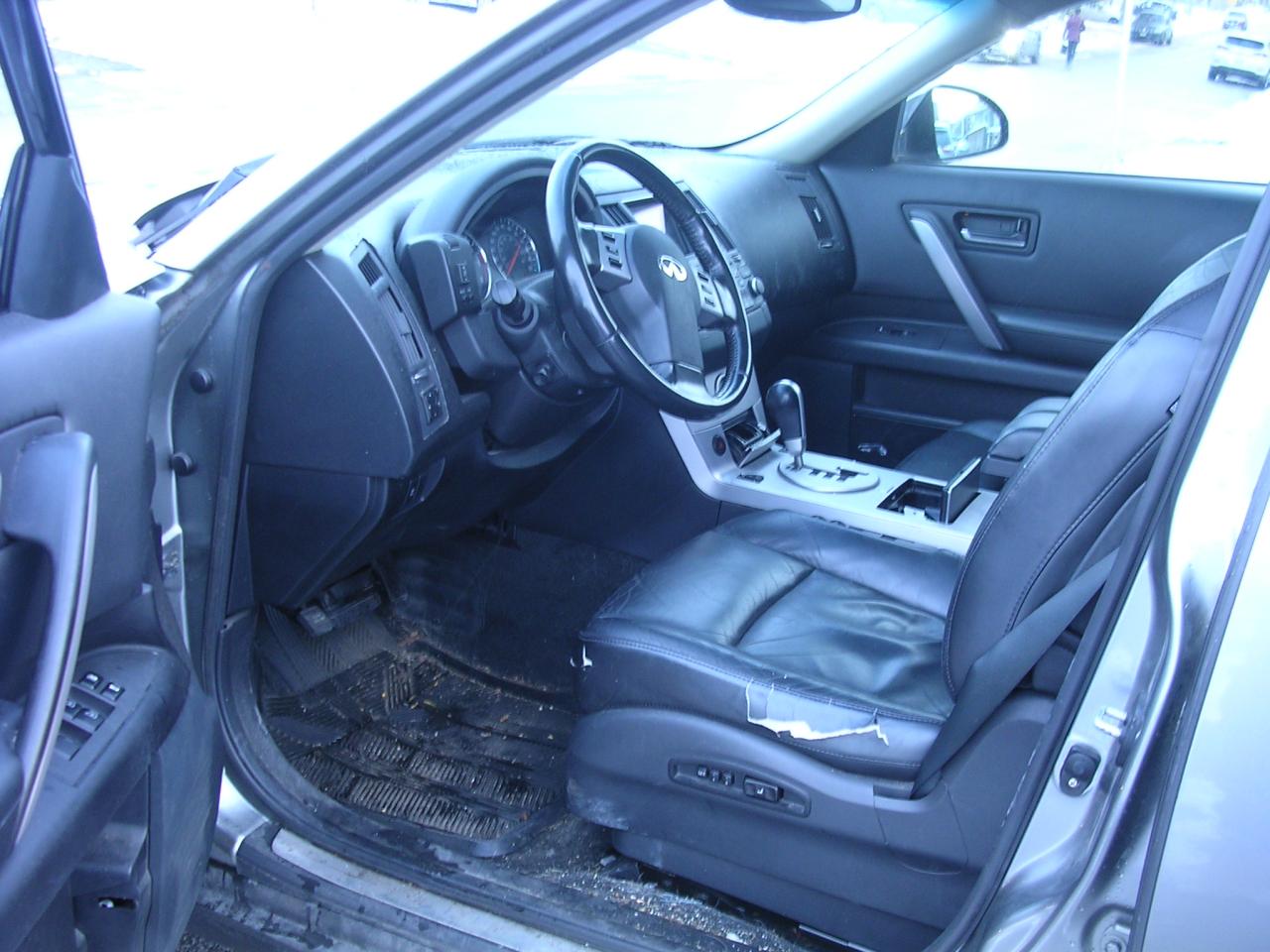 2004 Infiniti FX35 Base - Photo #5