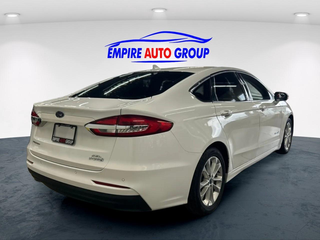 2019 Ford Fusion SEL Photo