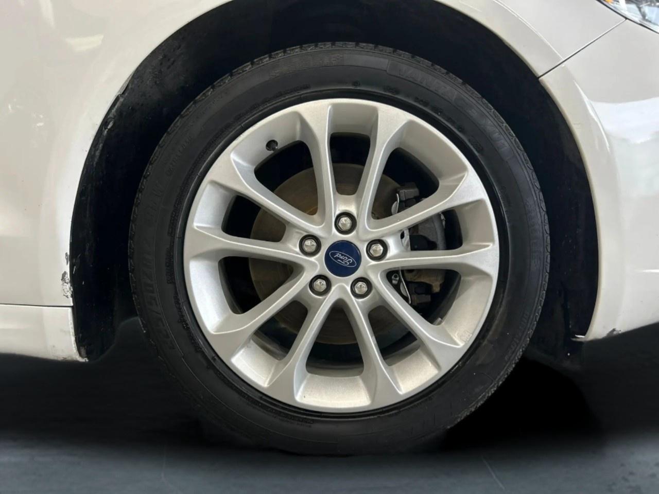 2019 Ford Fusion SEL Photo