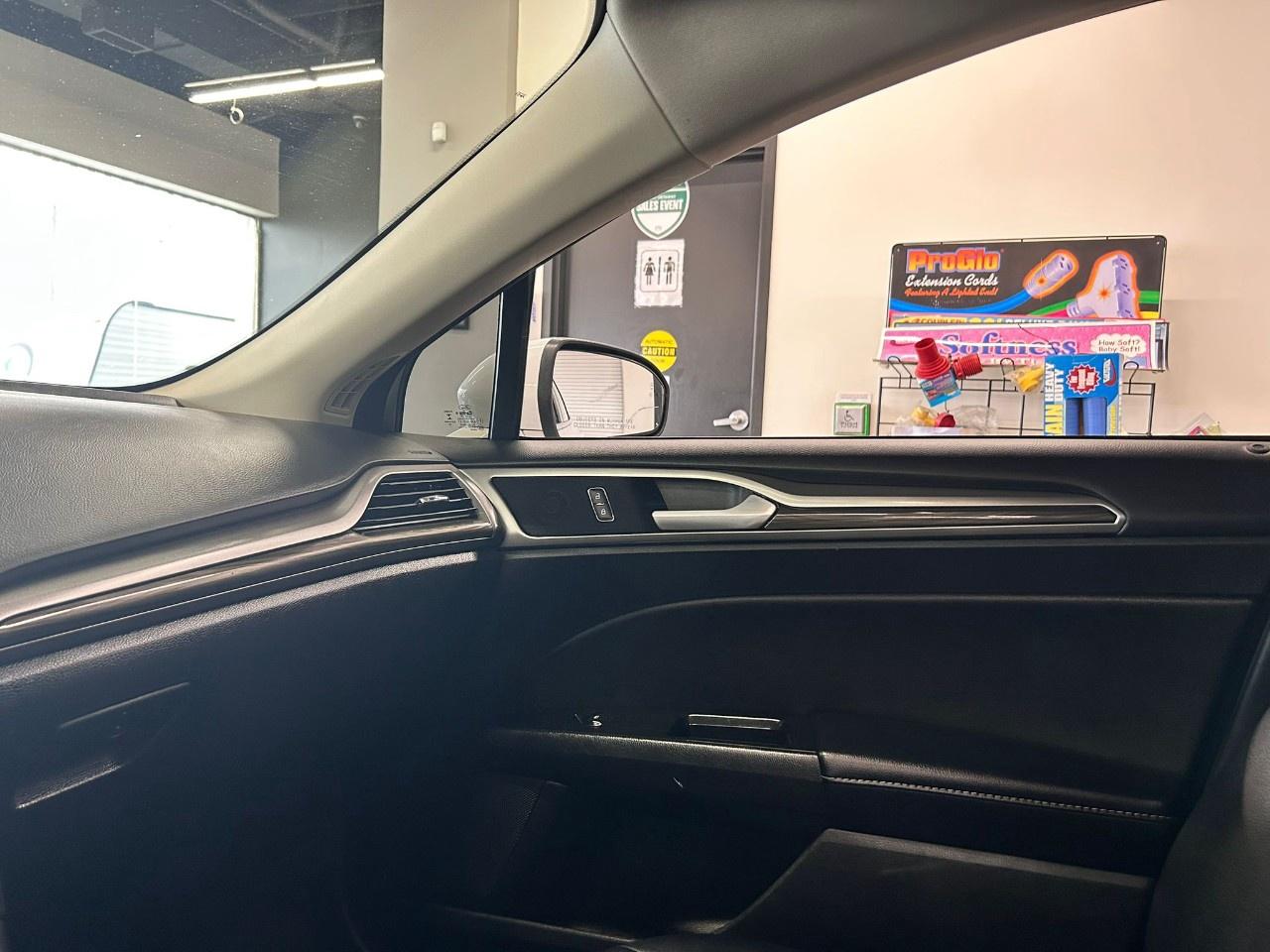 2019 Ford Fusion SEL Photo