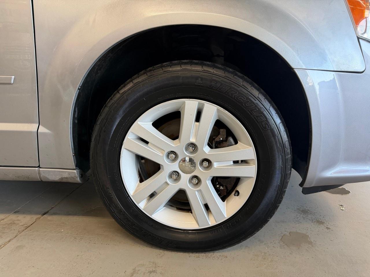 2015 Dodge Grand Caravan Crew Photo