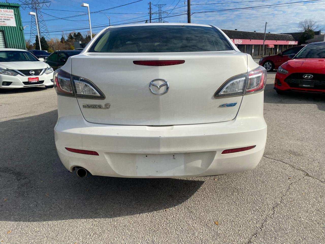 2013 Mazda MAZDA3 GS-SKY Photo4