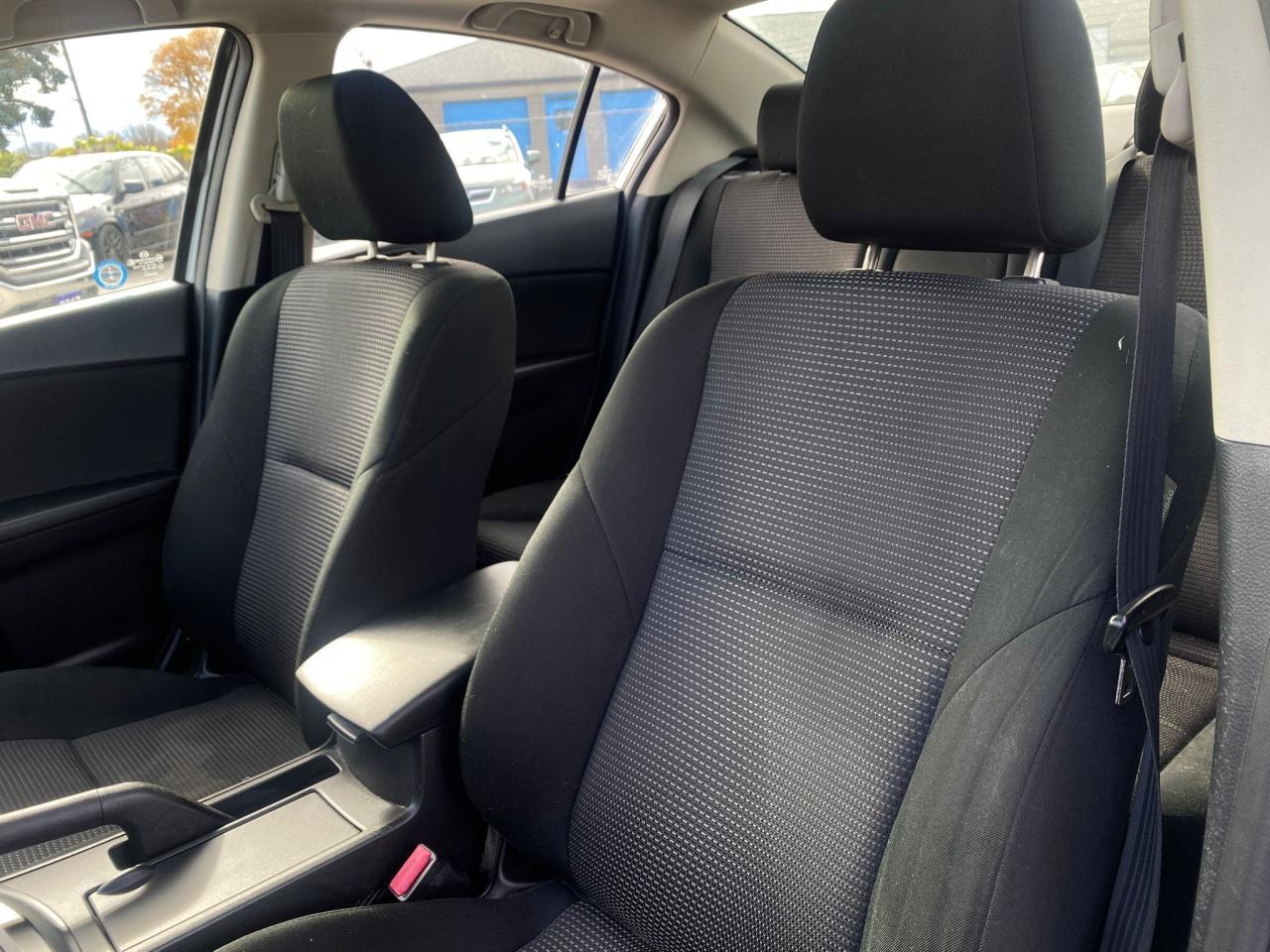 2013 Mazda MAZDA3 GS-SKY - Photo #9