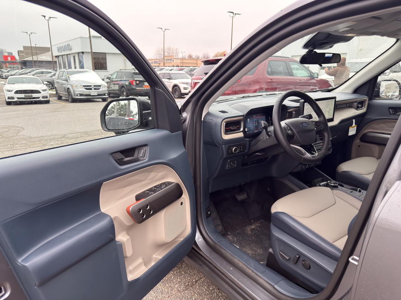 2025 Ford Maverick Lariat Photo