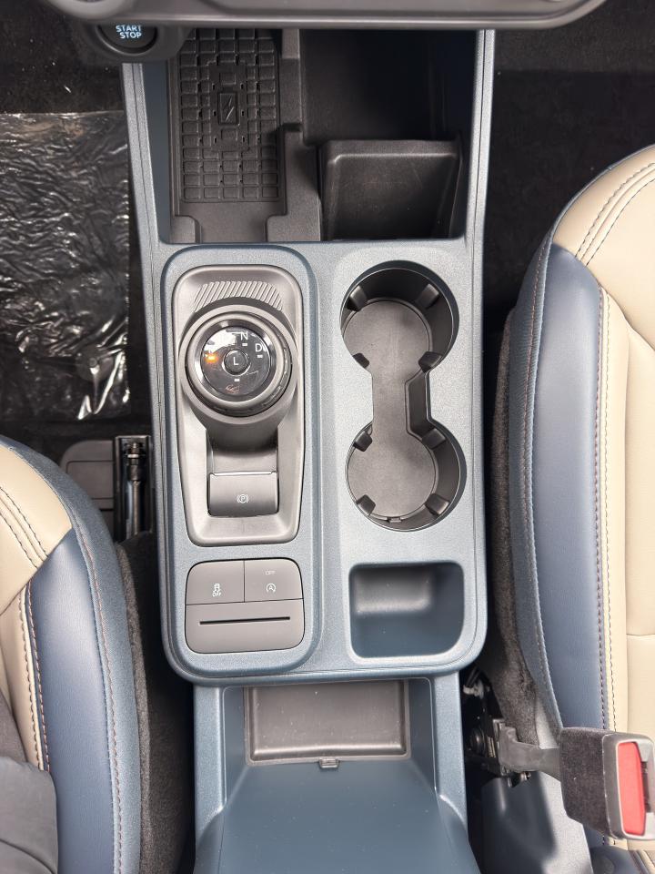 2025 Ford Maverick Lariat Photo